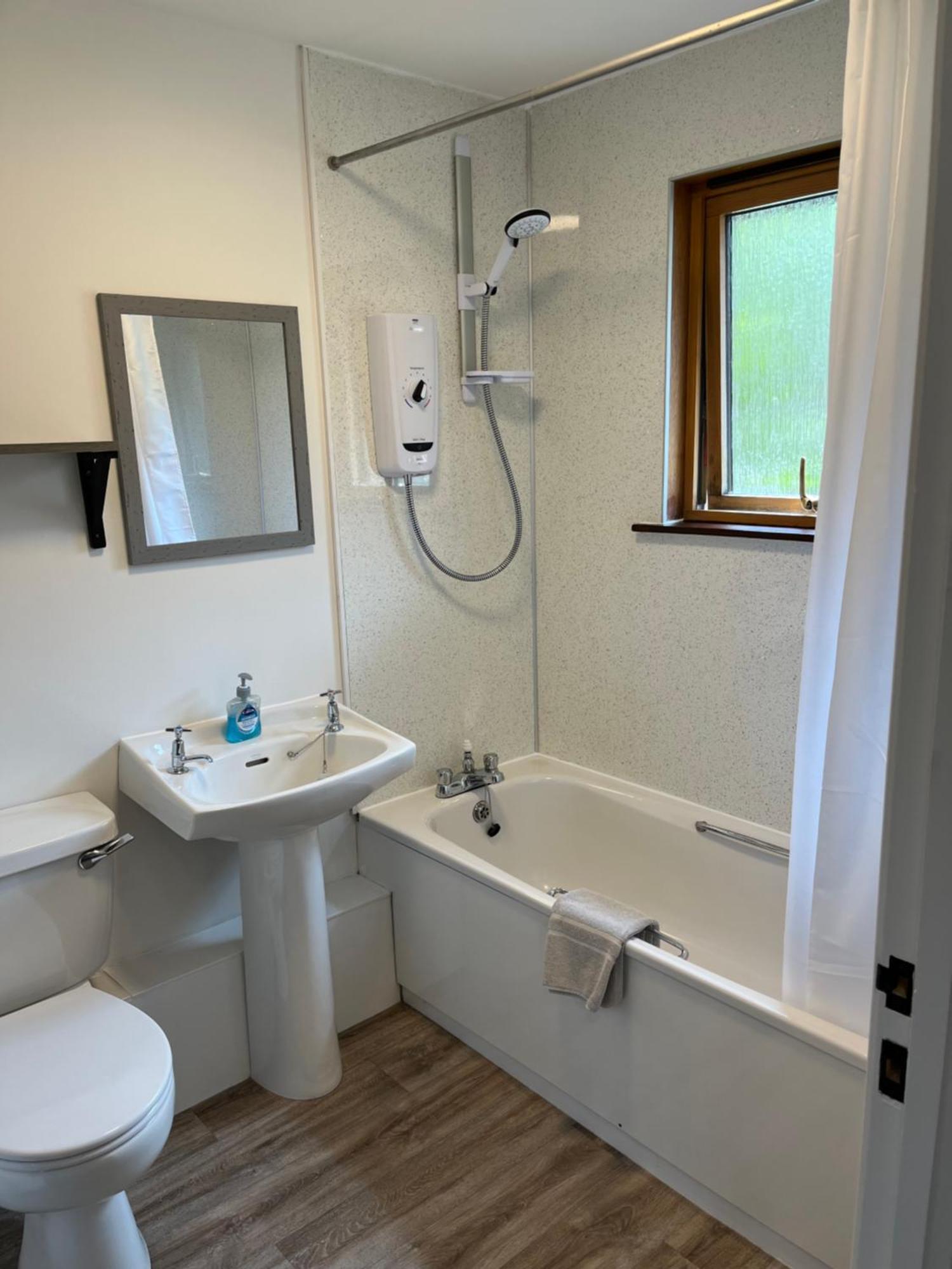 Holiday home The Wee Hoose Near Loch Ness, Private Garden, Private Parking *